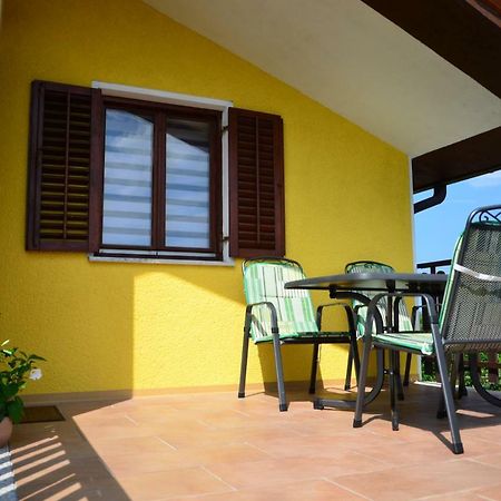 Apartma Louis Dutovlje Luaran gambar