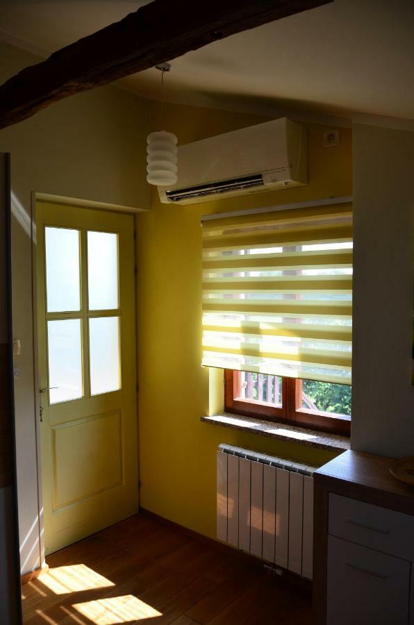 Apartma Louis Dutovlje Luaran gambar